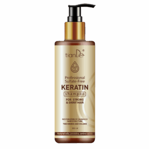 Șampon profesional cu keratină fără sulfați pentru păr puternic și strălucitor.